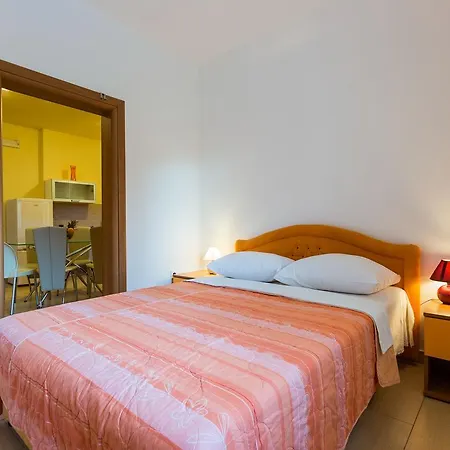 Villa Apartments Villa Orion *