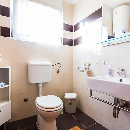 Apartments Villa Orion *