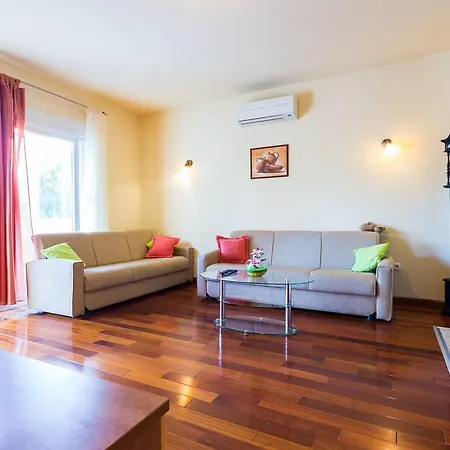Villa Apartments Villa Orion Kozino