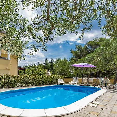 Orion Villa