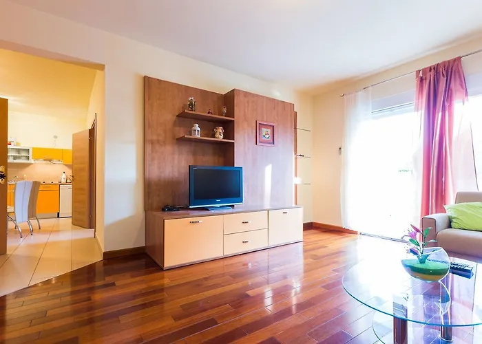 Villa Apartments Villa Orion *