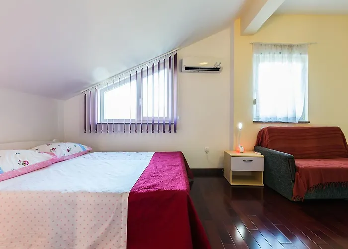 Villa Apartments Villa Orion Kožino